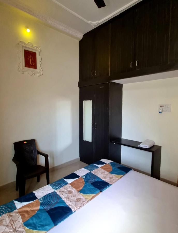 Aditya Premium Homestay- Furnished Air Conditioned- 2Bhk Jabalpur Dış mekan fotoğraf