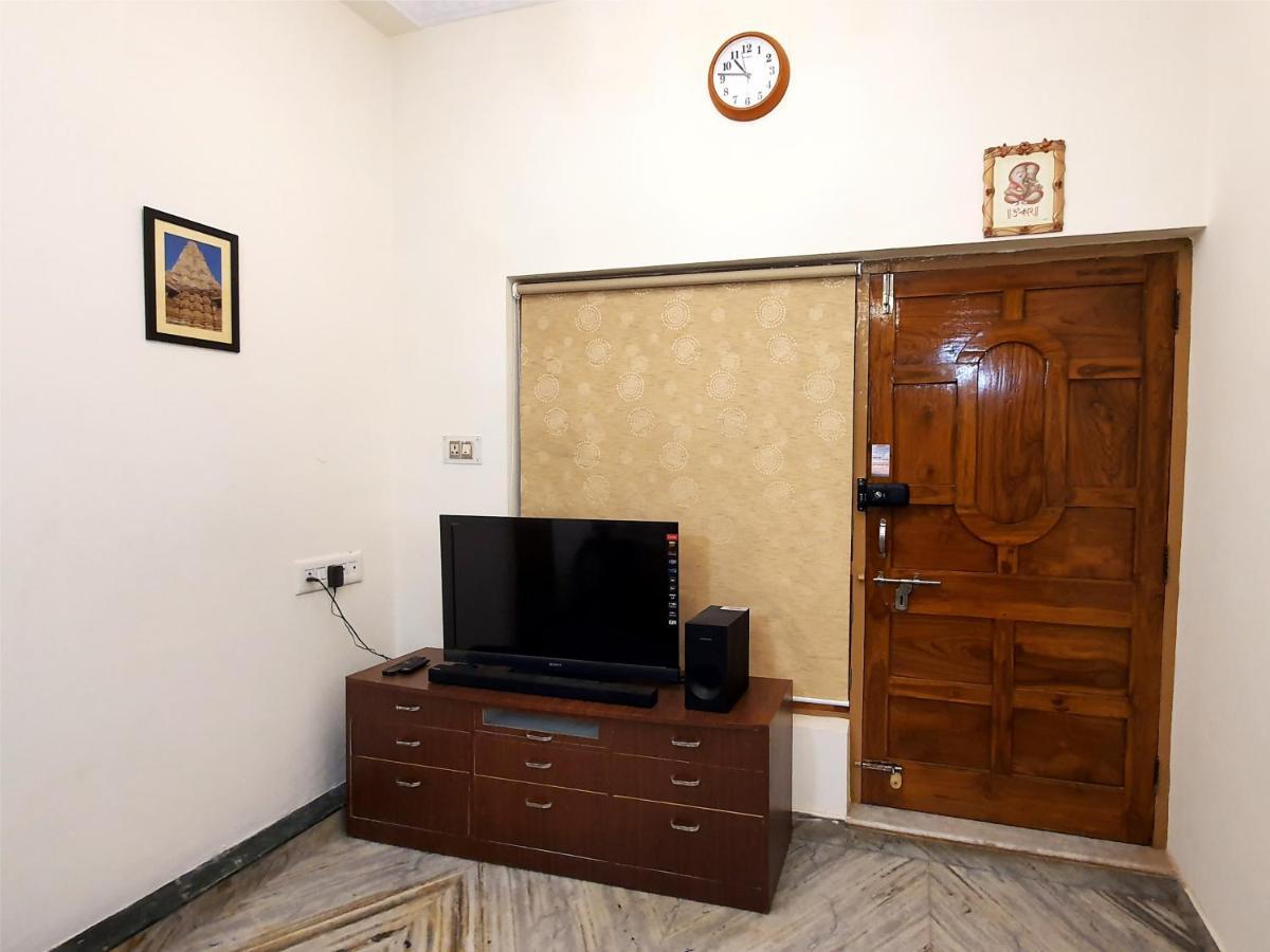 Aditya Premium Homestay- Furnished Air Conditioned- 2Bhk Jabalpur Dış mekan fotoğraf
