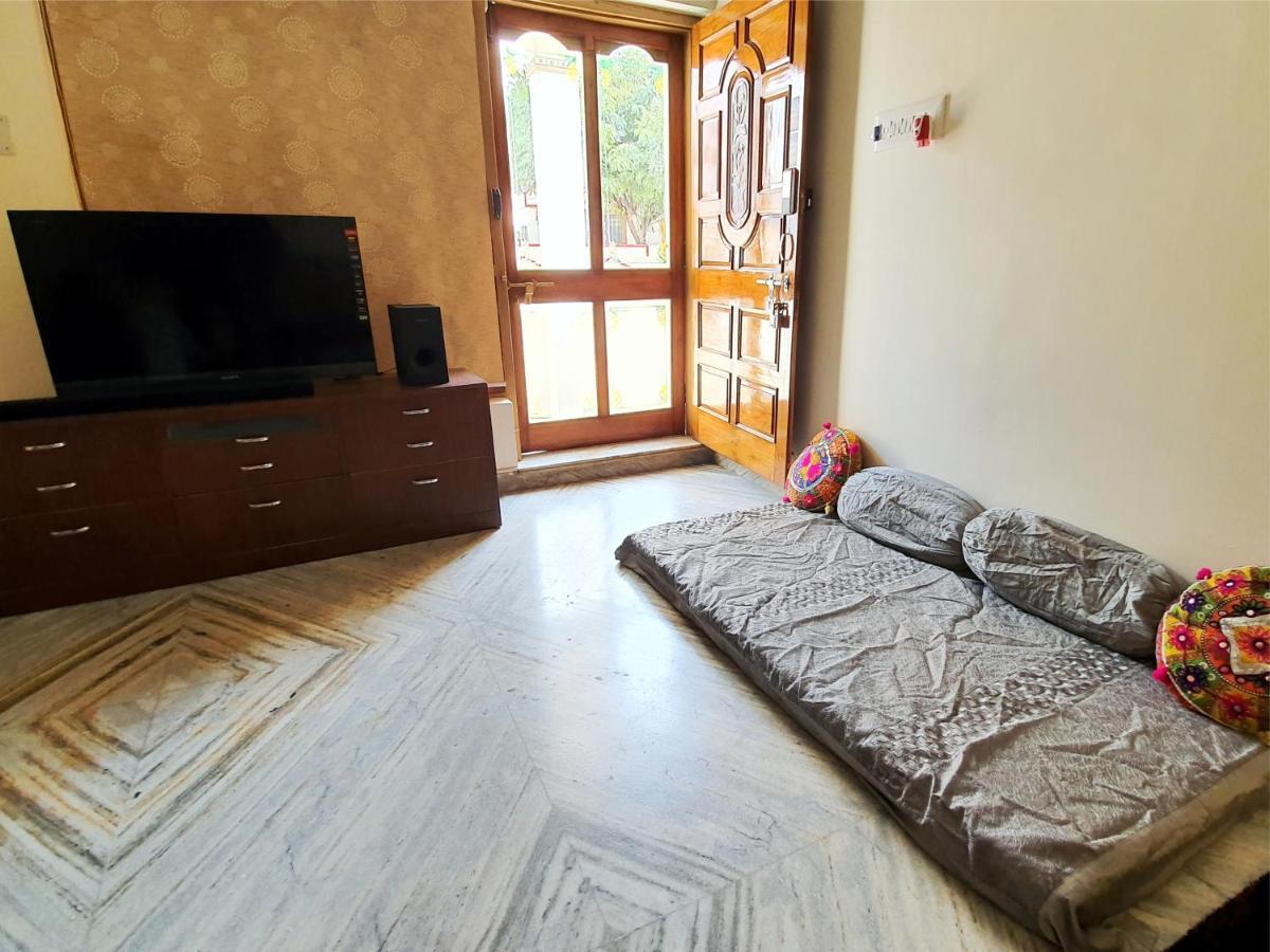 Aditya Premium Homestay- Furnished Air Conditioned- 2Bhk Jabalpur Dış mekan fotoğraf